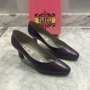 Vintage Van Eli Women's Purple Plum heels size 8.5 M MADE IN SPAIN pumps